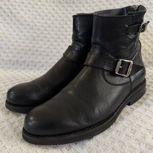 Frye Brayden Engineer Moto Buckle Zip Ankle Boots Black Leather Size 9D 3487967